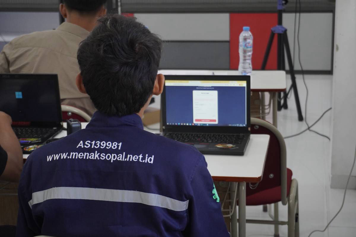 Training dan Sertifikasi Fiber Optik Sidoarjo 11-13 Mei 2026 - Foto 6